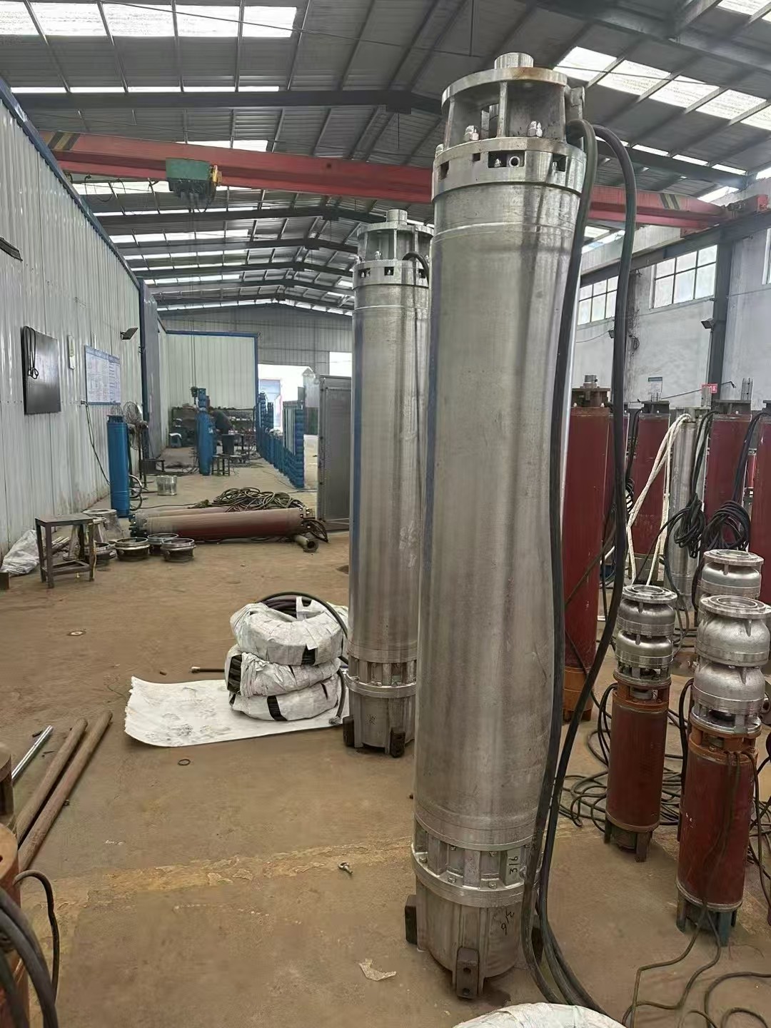 出口316L不銹鋼深井泵生產(chǎn)完成